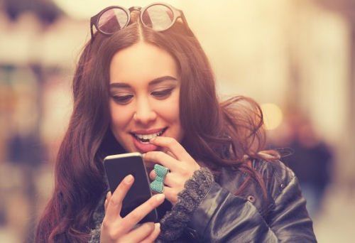[Top 400] Texting Pick Up Lines & Messages to Flirt With Your Crush!